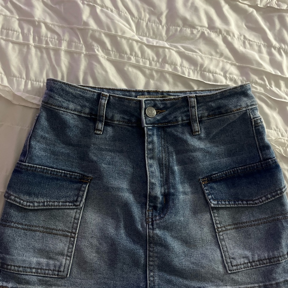 Cargo denim mini skirt